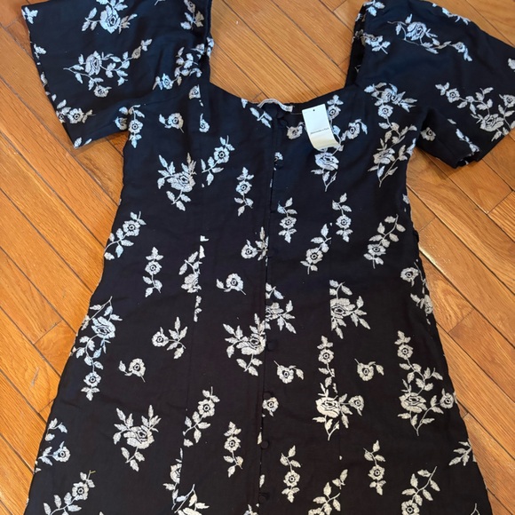 Abercrombie Linen-blend Button-through Mini Dress - Picture 10 of 12